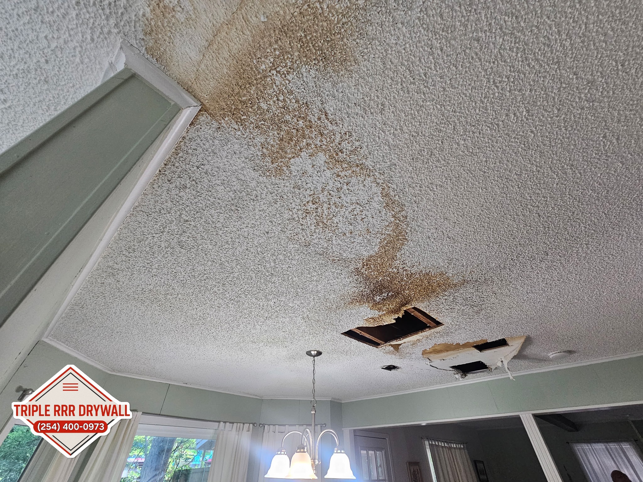Examples of ceiling drywall problems repaired by Triple RRR Drywall in Waco Texas